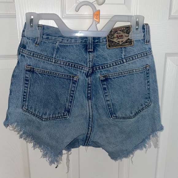 5/6 Express Vintage Shorts - Picture 2 of 4